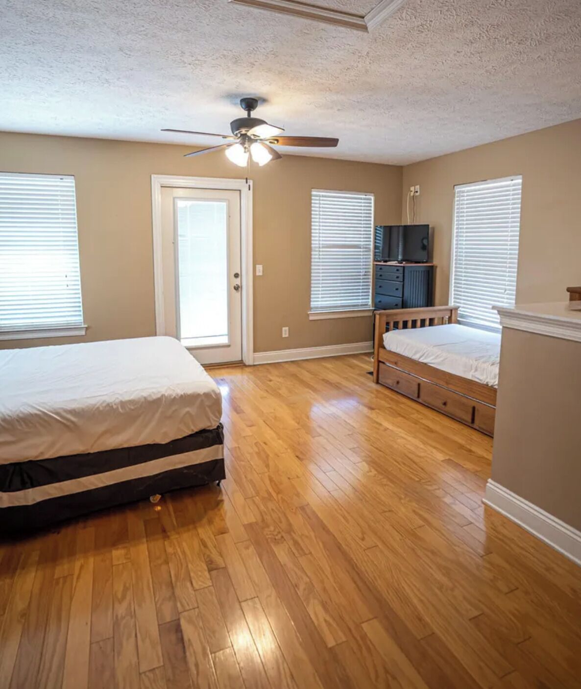 Ferro/asse da stiro, Wi-Fi, lenzuola