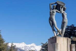 مكان جذب سياحي