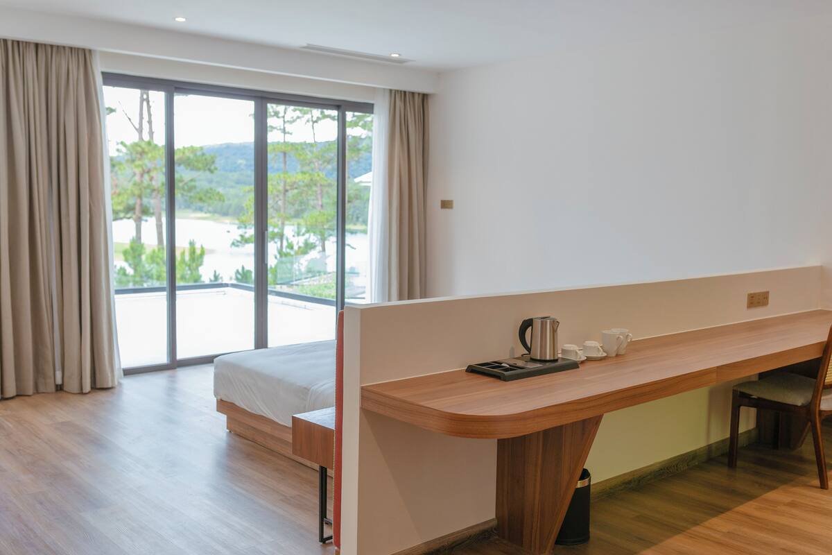 Minibar, in-room safe, desk, blackout drapes