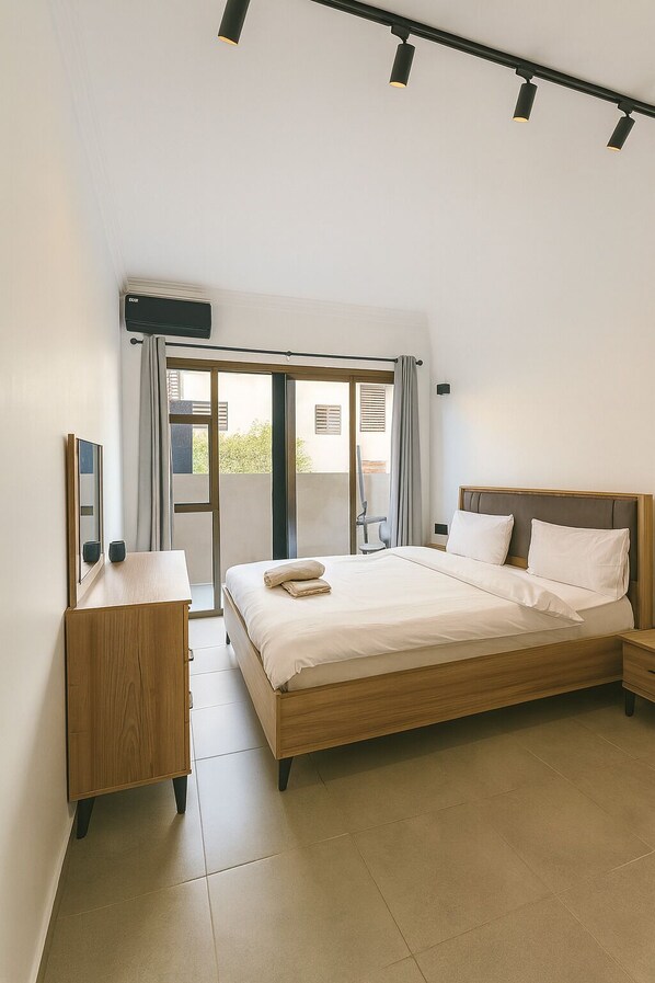 熨斗/熨衣板、WiFi、床单