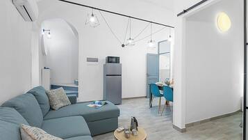Appartement Standard, 2 chambres, 2 salles de bains (Saro House, Centre Apartment for 6) | Coin séjour
