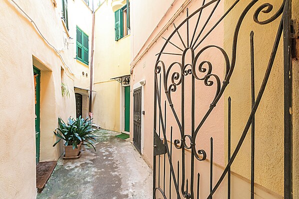 Standard Apartment, Multiple Bedrooms, 2 Bathrooms (Saro House) | Exterior detail - Saro House (Sanremo)