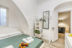 1 bedroom, free WiFi, bed sheets - Casa di Lilo (Sanremo)