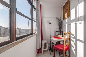 Dining - Room 'Suite 304' with Wi-Fi and Air Conditioning (Lisboa)