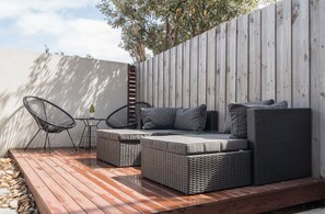 Terrace/patio - Hide and Sea - 4pm check out Sundays* (Seaford)
