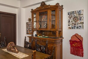 Dining - Apartment 'Casa Valerio' with Sea View, Wi-Fi and Air Conditioning (Fiumefreddo di Sicilia)