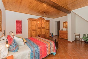 Iron/ironing board, WiFi, bed sheets - Apartment 'Casa Valerio' with Sea View, Wi-Fi and Air Conditioning (Fiumefreddo di Sicilia)