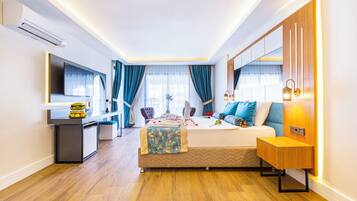 Standard Oda | Minibar, odada kasa, dizüstü bilgisayar çalışma alanı, ses yalıtımı