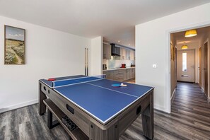 Games room - 8 Riverside Mews (Derby)