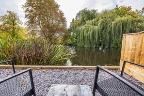 Property grounds - 8 Riverside Mews (Derby)