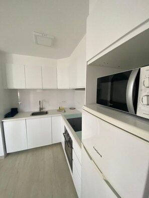 Private kitchen - Casa Carlito 153 - zone 3 Son Bou (San Jaime Mediterráneo)