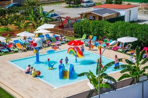 3 outdoor pools, open 10:00 AM to 6:00 PM, pool umbrellas, pool loungers - Invisa Aparthotel Casa Luis - New opening 2026 (Santa Eulalia del Rio)