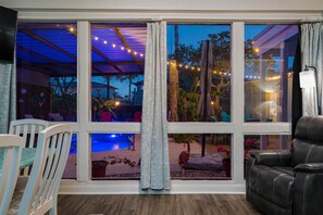 Pool - Heated Pool, Pet Friendly, Beach Bungalow (Rockport)