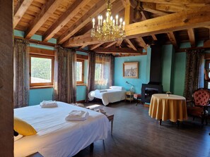 Fer et planche à repasser, Wi-Fi, draps fournis