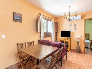 House | Dining