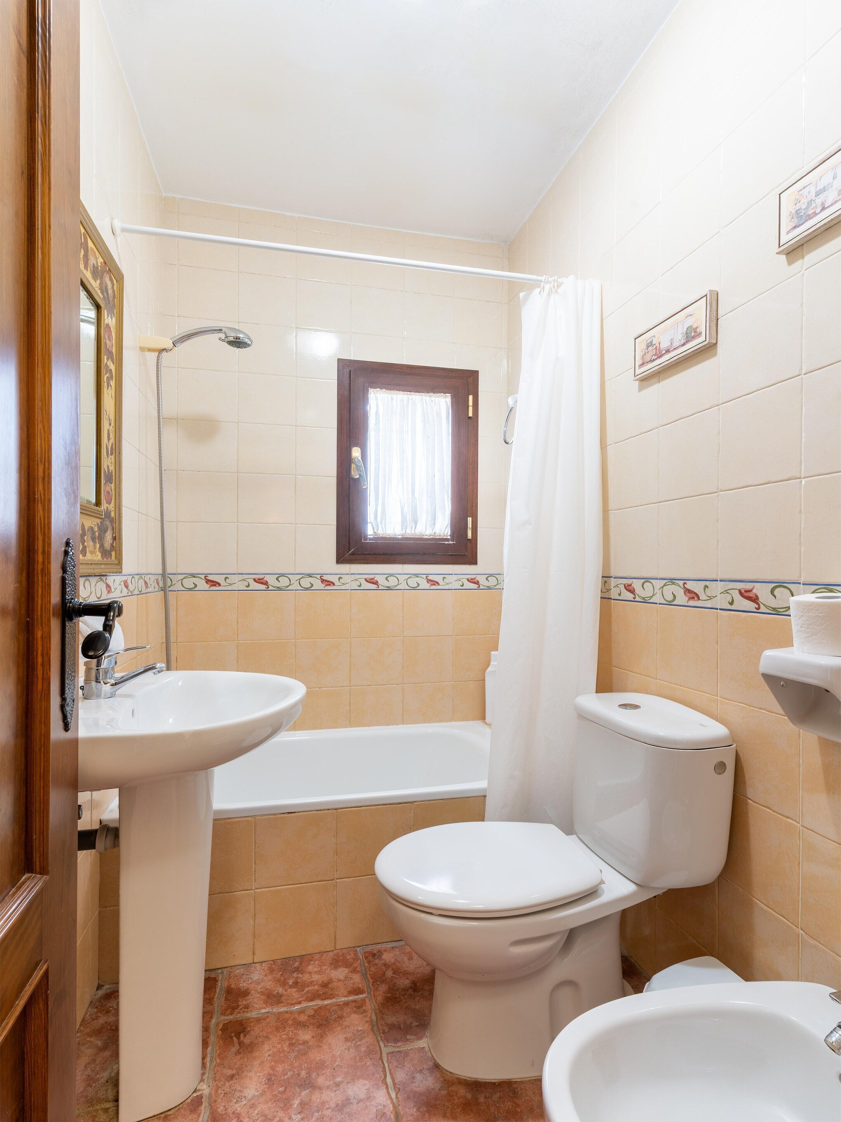 House | Bathroom