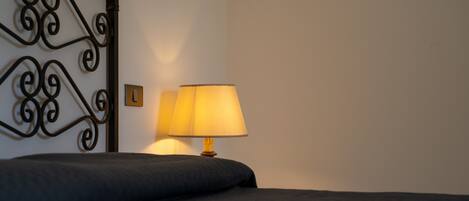 Strygejern/strygebræt, Wi-Fi, sengetøj