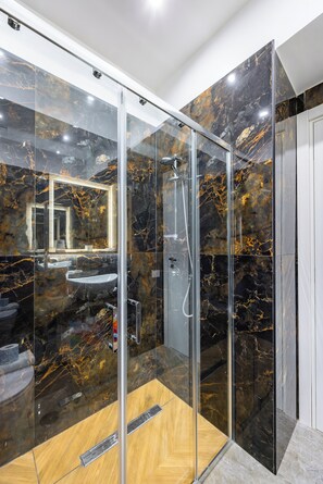 Standard Room | Bathroom - Sant'Angelo Station (Naples)