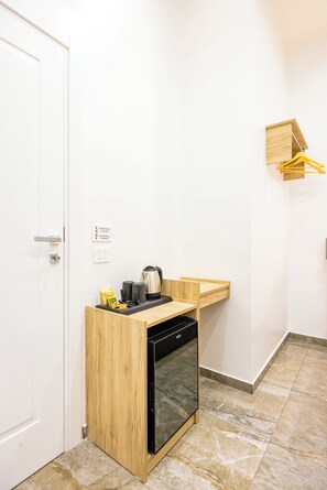 Standardværelse | Pengeskab på værelset, skrivebord, strygejern/strygebræt, gratis Wi-Fi