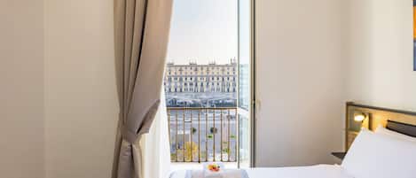 In-room safe, desk, iron/ironing board, free WiFi