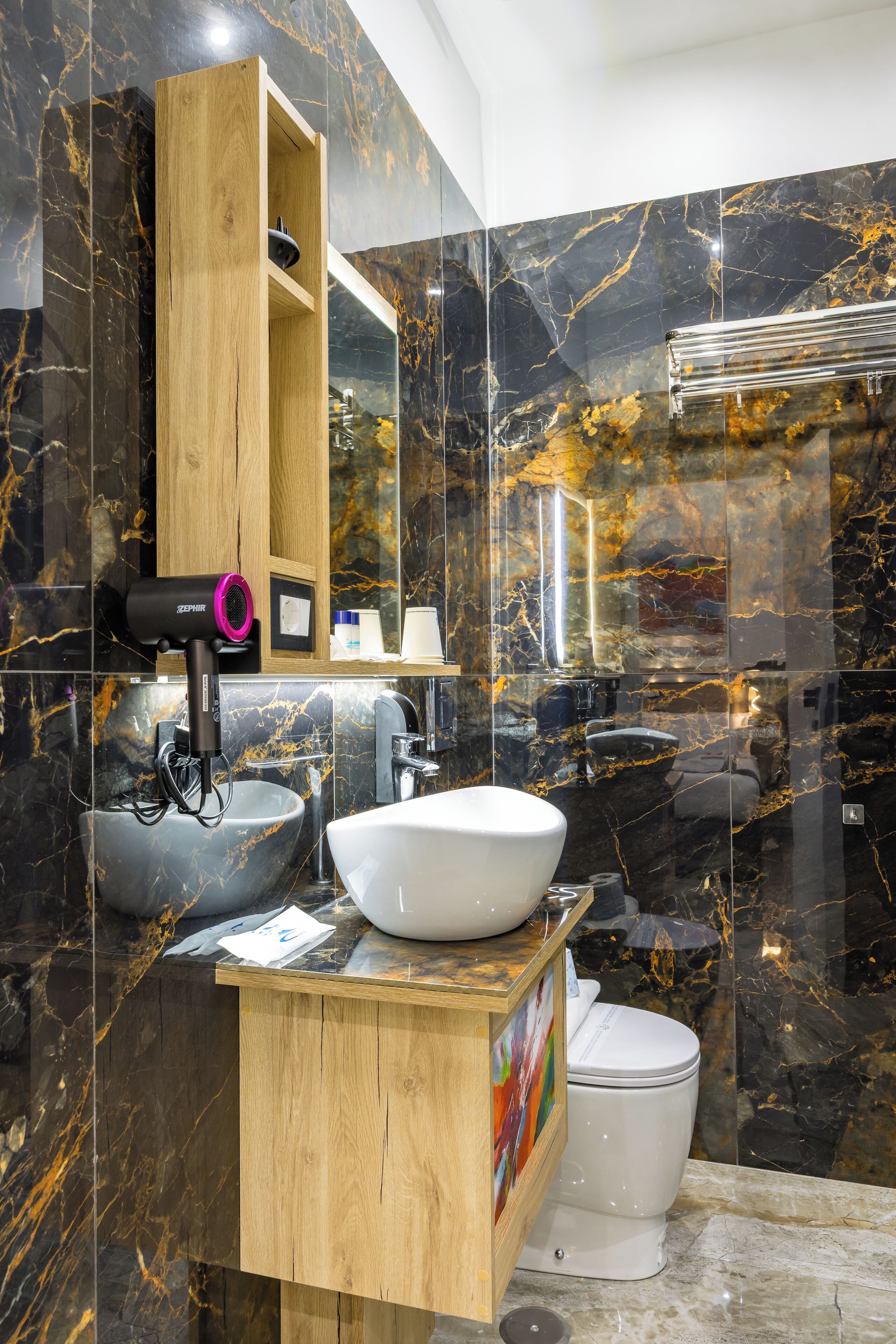 Standard Room | In-room safe, desk, iron/ironing board, free WiFi