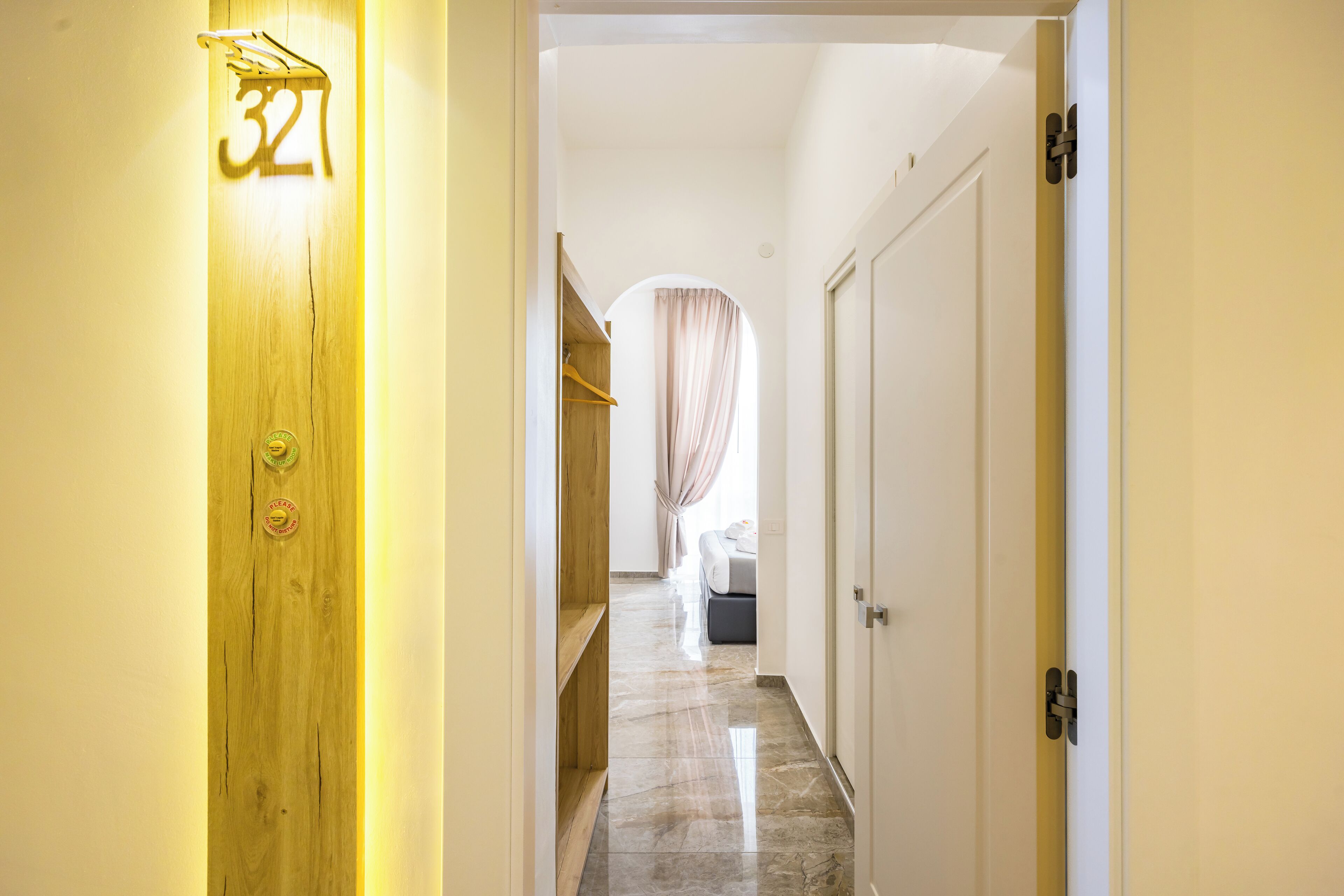 Kahden hengen superior-huone (yksi tai kaksi sänkyä), vuoristonäköala | Tallelokero huoneessa, työpöytä, silitysrauta/-lauta, ilmainen Wi-Fi