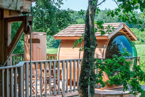 Treehouse with Private Spa - Bois des Nauzes