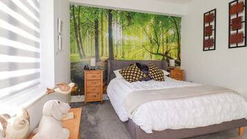 1 bedroom, individually decorated, individually furnished, free WiFi