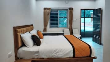 Deluxe Double Room | Free WiFi