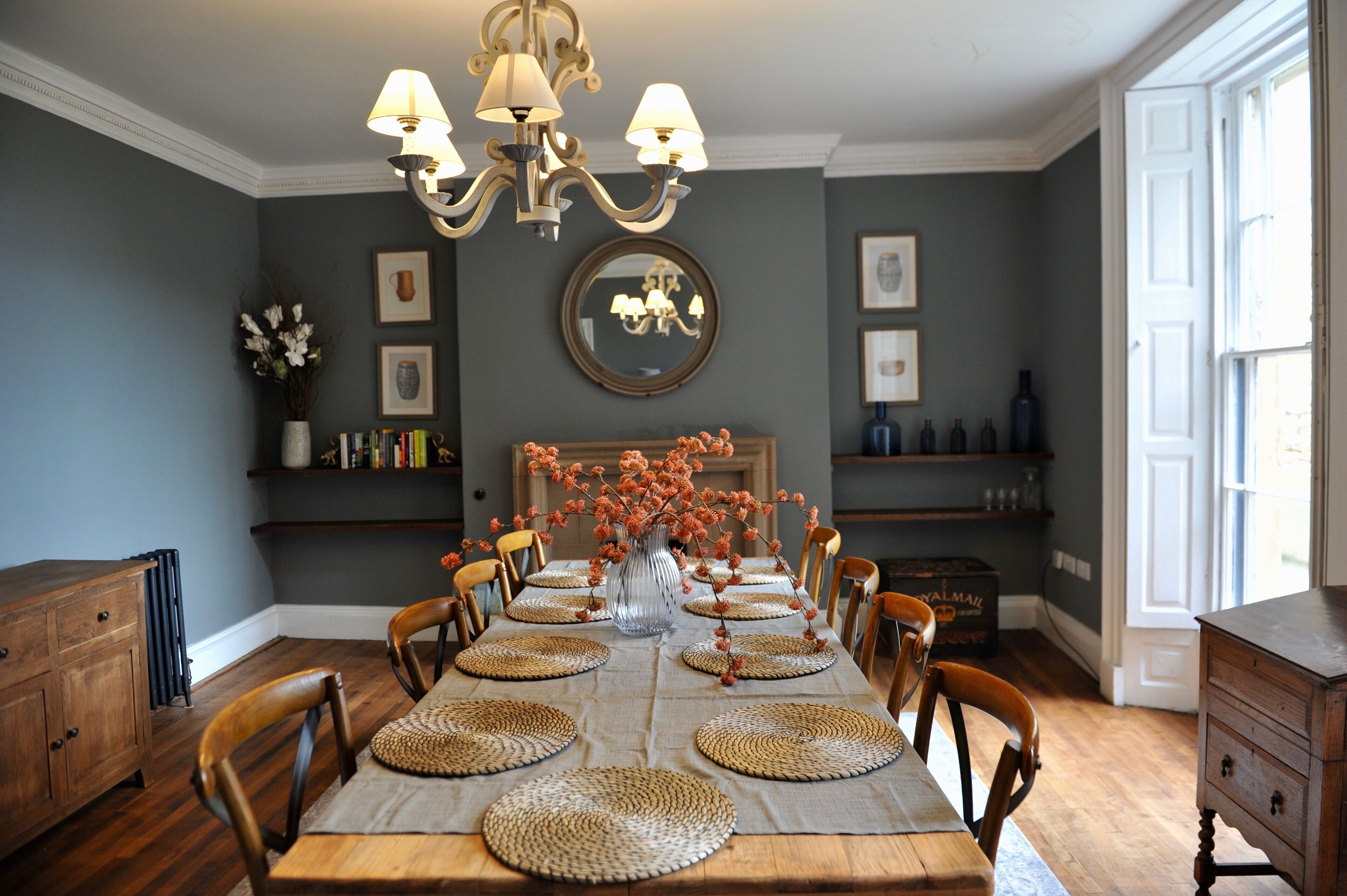 Cottage | Dining