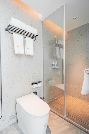 Baño. Home Inn Huayi Select Collection Hotel