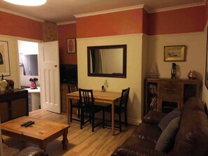 Appartement, 2 slaapkamers, uitzicht op de stad | Woonkamer