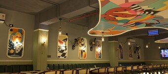 โรงแรม สปอตไลท์  