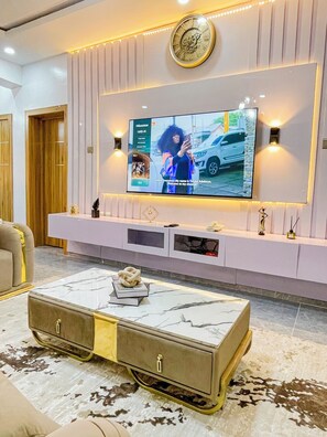 Luxury Apartment | Television