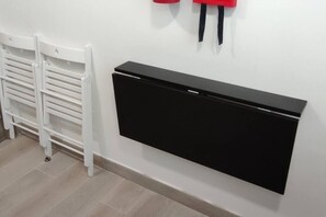 Interior - High floor 1BR vacation home with terrace (Dubai)