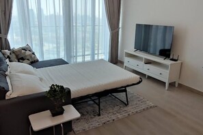 1 bedroom, iron/ironing board, WiFi, bed sheets - High floor 1BR vacation home with terrace (Dubai)