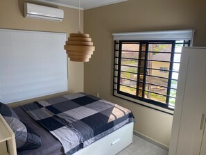 Departamento Confort, lanai | Cortinas blackout, tabla de planchar con plancha y wifi gratis 