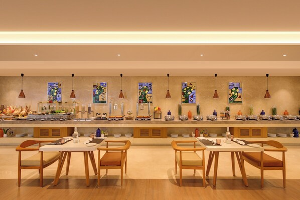 Cafe - Lemon Tree Suites Gurugram (Gurugram)