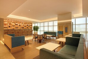 Café - Lemon Tree Suites Gurugram (Gurugram)