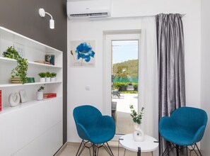 Unclassified image, 4 of 71, button - Scenic Elegant Trogir Villa With Pool - Five Bedroom Villa (Trogir)