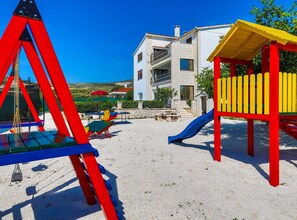 Villa | Exterior - Scenic Elegant Trogir Villa With Pool - Five Bedroom Villa (Trogir)
