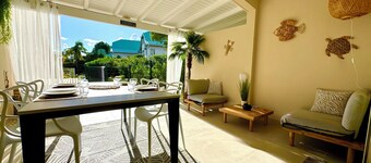 2-bedroom condo in soothing Orient Bay.