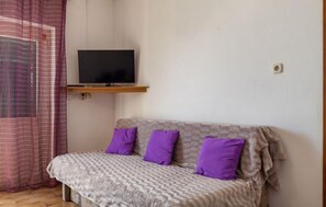 Apartment | Living room - Apartments Nena - One Bedroom Apartment With Terrace and Sea View (Omis)