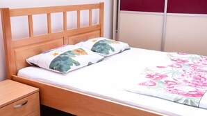 Apartment - Izola Spacious Apartment With Terrace and Patio - Three Bedroom Apartment With Terrace (Izola)