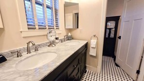 Haartrockner, Handtücher