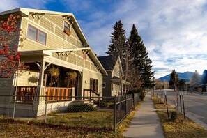 Exterior - Main Street Retreat is the Perfect In Town Escape Just Steps from Downtown 3 bedrooms, Sleeps Up to 8! (Red Lodge)