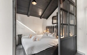 Iron/ironing board, free WiFi, bed sheets - Loft Milan center near M4 (Milano)