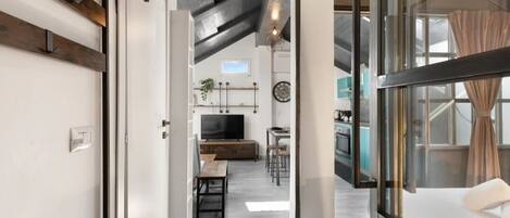 Bügeleisen/Bügelbrett, kostenloses WLAN, Bettwäsche