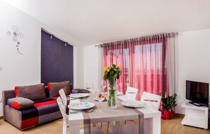 Dining - Two Bedroom Apartment (Kastela)
