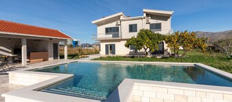 Villa Dolina Opuzen by Villas Guide